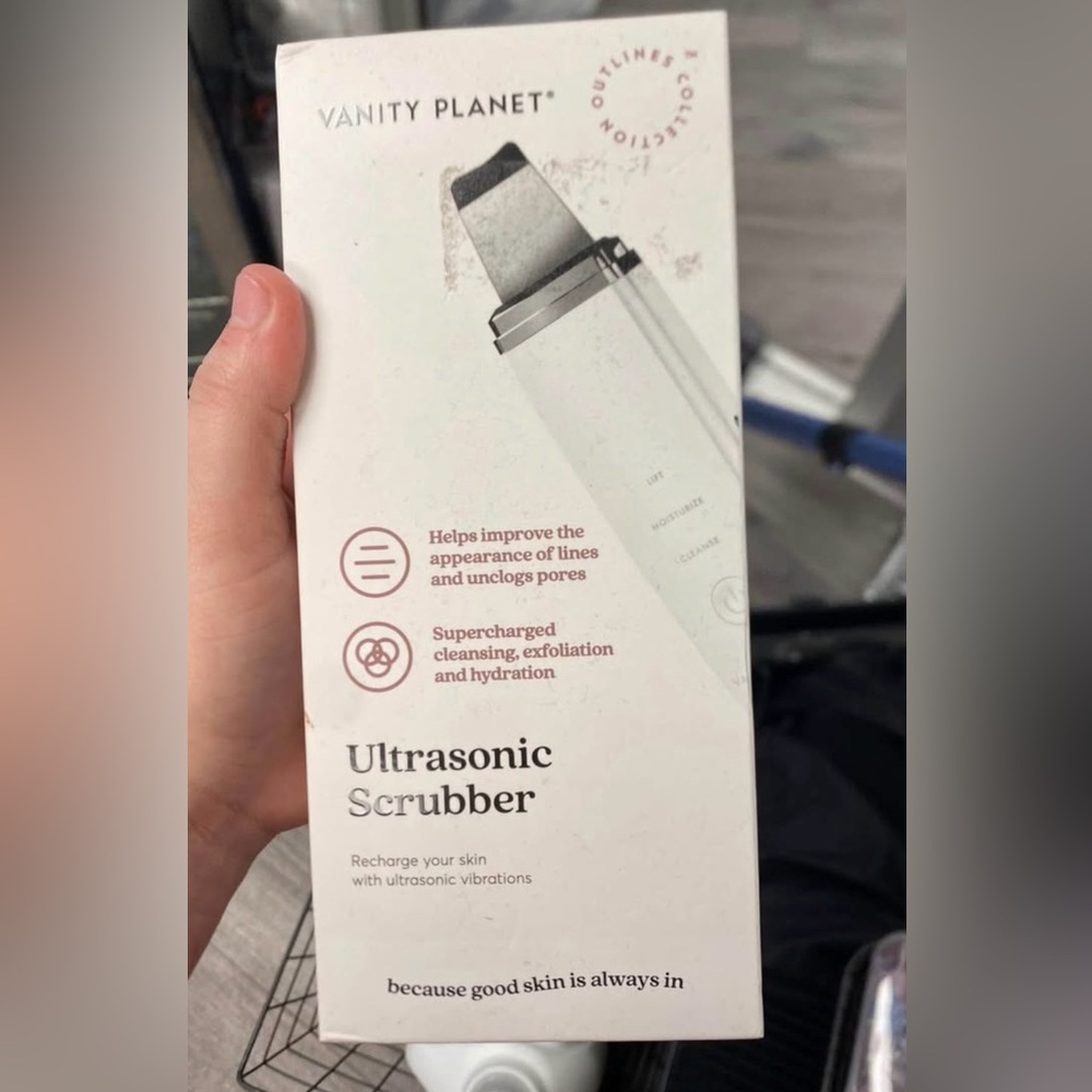 Ultrasonic Scrubber Skin Cleansing Device - White